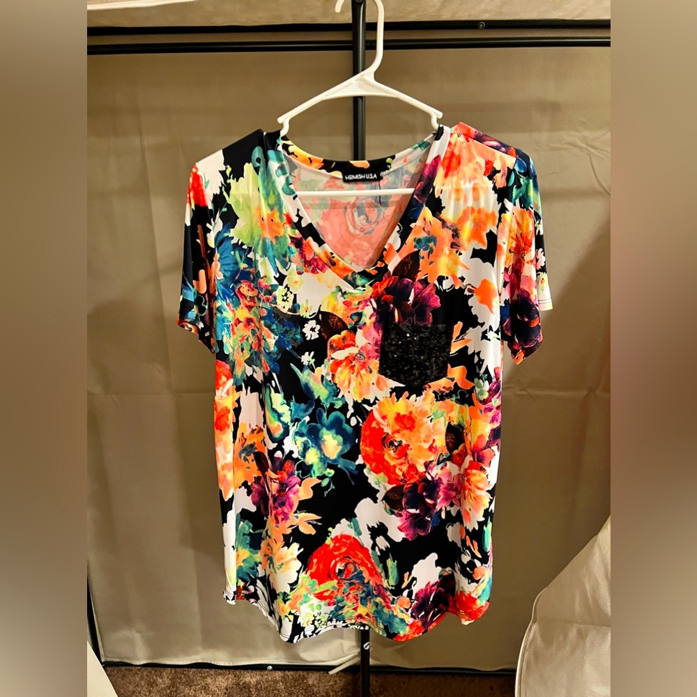 Women’s floral top
